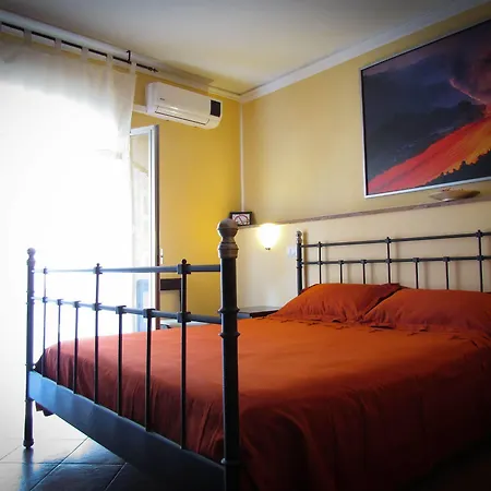 Appartement Tano'S à Giardini-Naxos Extérieur photo